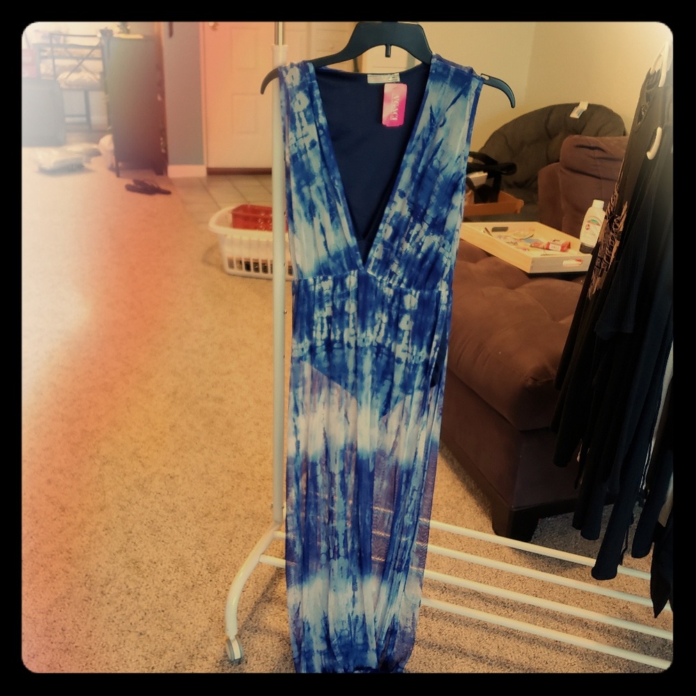 Long flowy summer dress